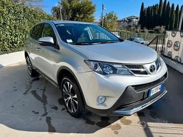 Toyota RAV 4 RAV4 2.0 D-4D 2WD Style