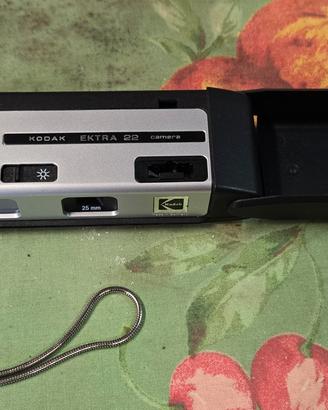 KODAK EKTRA 22 camera