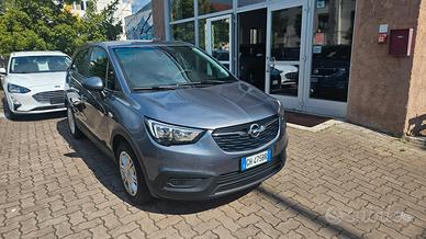 Opel Crossland 1.2 81CV NAVY-CARPLAY