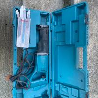 MAKITA SEGHETTO DIRITTO JR3000V
