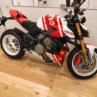 DUCATI STREETFIGHTER V4