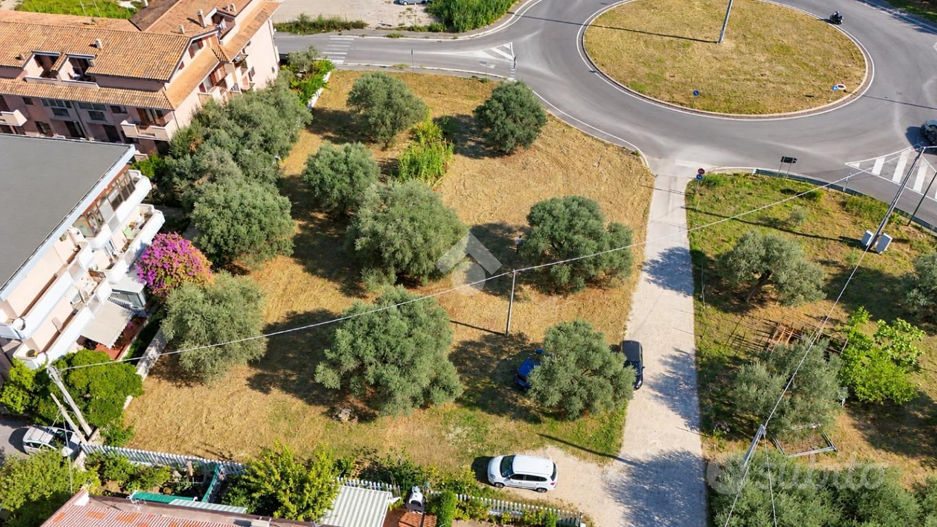 TER. AGRICOLO A PESCARA - Vista 3