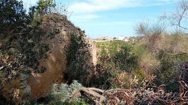 Terreno con casa - sorso