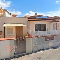 CECINA MARE bilocale arredato giardino e terrazza