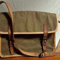 Borsa a cartella Esercito vintage.