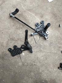 Suzuki GSXR 1000 K5/K6 pedane  Lightech