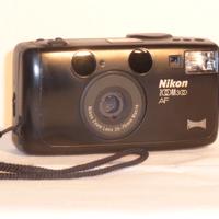 Fotocamera Nikon Zoom300