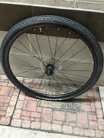 Ruota anteriore giant sx2 700