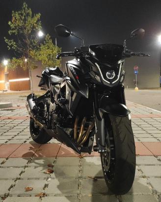 disponibili pezzi Suzuki Gsxs 750