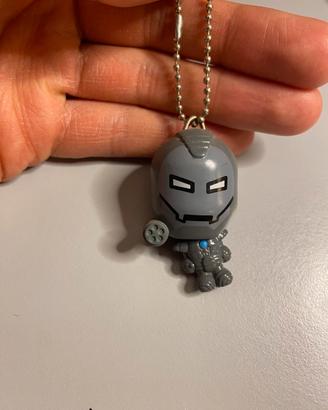 Portachiavi marvel war machine grigio