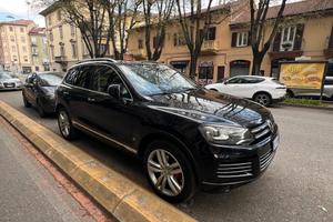 Macchina touareg V6