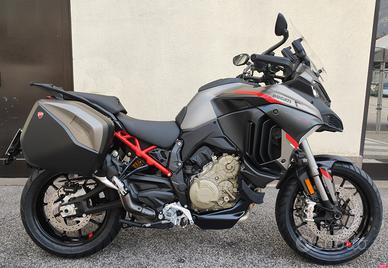 Ducati Multistrada V4 Grand Tour - SOLO 752 KM -