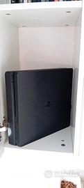 Playstation 4 slim