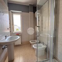 2 LOCALI A MARANO DI NAPOLI