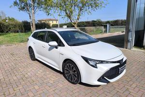 Toyota Corolla Touring Sports 2.0 Hybrid Business