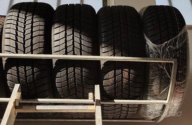 Set da 4 pneumatici Marca Tyfoon 225/55 R17 V XL