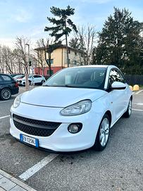 Opel Adam 11/2015