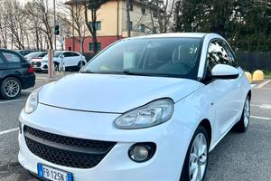 Opel Adam 11/2015