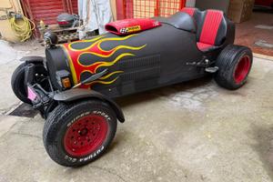 Hot rod rat rod su base mg con motore porsche