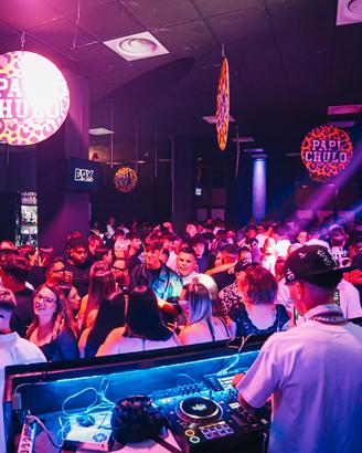 Bar-risto-eventi attività commerciale