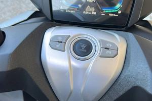 Voge SR4 max come nuovo 06/2025