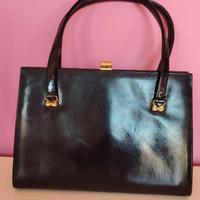 Borsa nera in pelle lucida