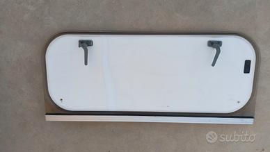 Finestra bagno per Camper o caravan