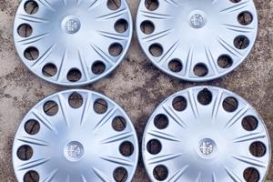 Borchie ruote originali Alfa Romeo 164 15"
