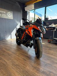 KTM 1290 super duke GT