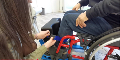 Sollevatore trasportino per anziani e disabili