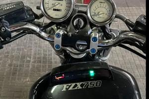 Yamaha FZX 750
