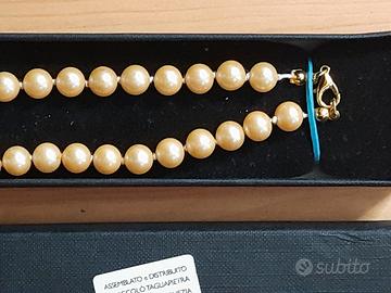 Collana di  fattura perle col. sabbia