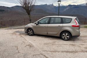 Renault grand Scenic serie 3 1.9 dCi 130 CV 7posti