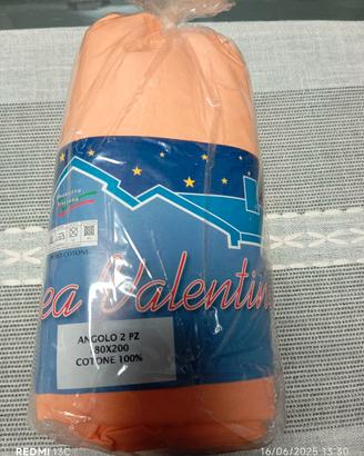 Due lenzuola con l'angolo singole