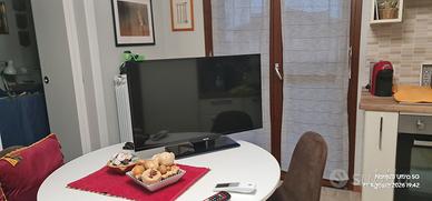 TV Philips HDMI  32 pollici
