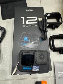 Go Pro Hero 12 Black super accessoriata