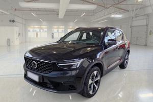 VOLVO XC40 B3 AUTOMATICO ULTIMATE DARK SUV