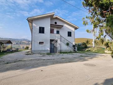 CASA INDIPENDENTE A CELLINO ATTANASIO