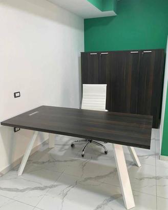 Ufficio direzionale scrivania gamba k