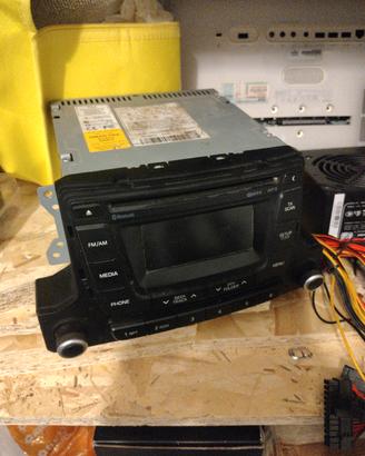 Radio HYUNDAI i10/i20 2° serie TESTATO FUNZIONANTE