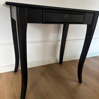 ikea  piccola scrivania