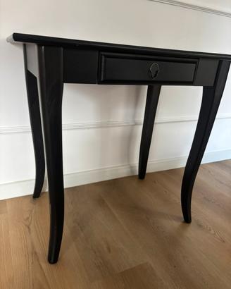 ikea  piccola scrivania