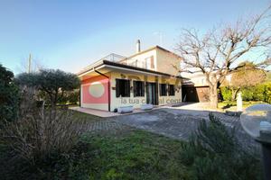 CASA SINGOLA LANZAGO CENTRO RIF. "AASI2"