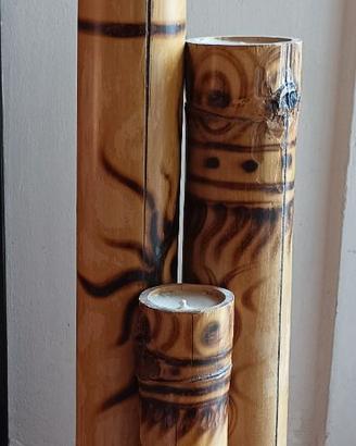 Candeliere triplo a piantana in bamboo decorato