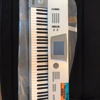 Tastiera Korg Trinity