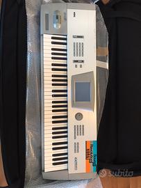 Tastiera Korg Trinity