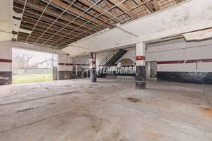 CAPANNONE EX RISERIA A DORNO