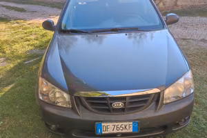  Kia cerato 1.5 crdi