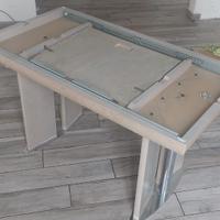 Tavolo con piano in marmo