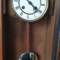 vecchio orologio apendolo